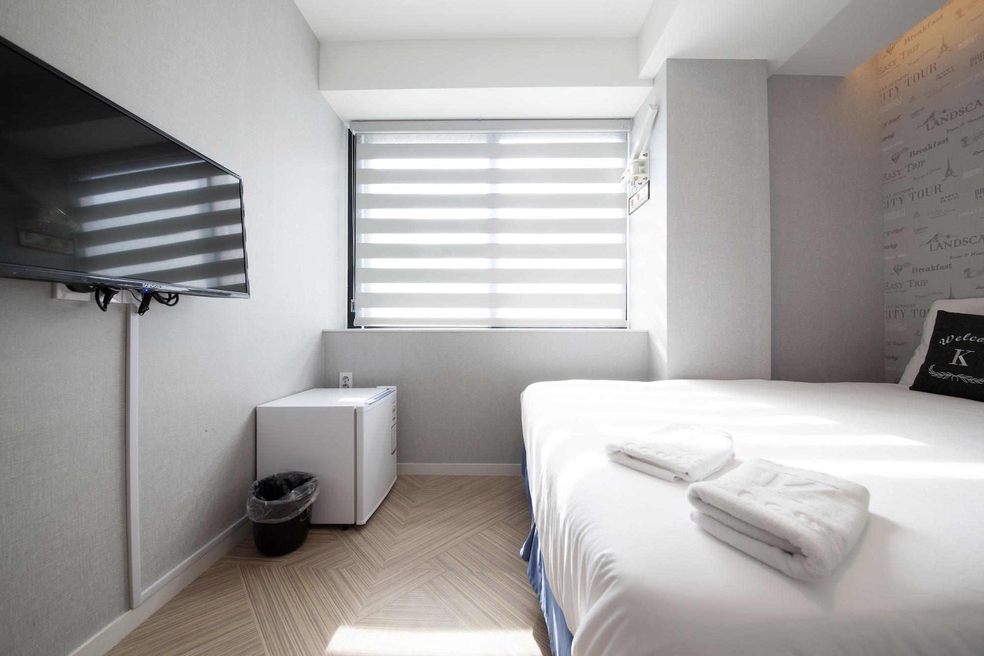 K-Guesthouse Seomyeon 1 Busan Exterior photo