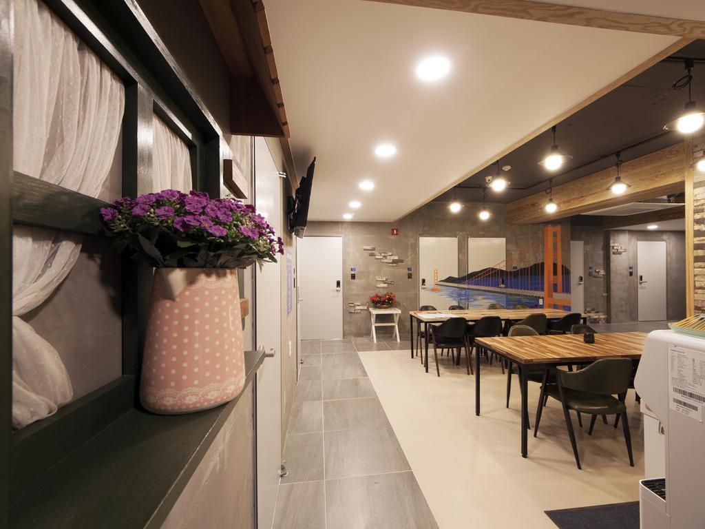 K-Guesthouse Seomyeon 1 Busan Exterior photo